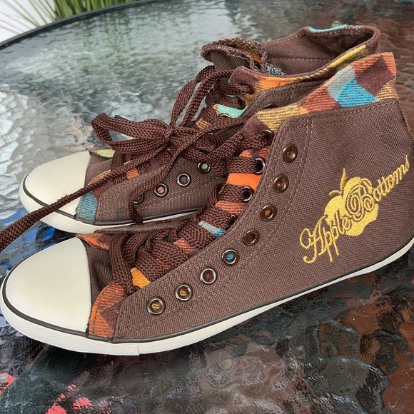 NEW Apple Bottoms Y2K 00,s Brown High Top Sneakers 7.5 w extra laces - Picture 5 of 10
